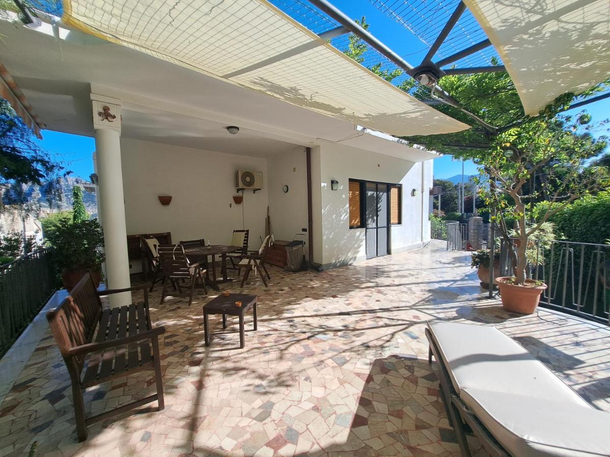 Villa Villino Olga à Mondello Extérieur photo